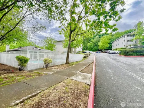 801 Rainier Avenue N Renton WA 98057