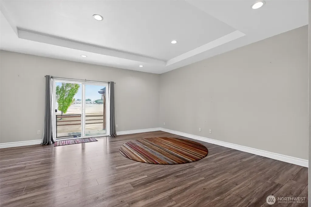 8019 Vialago Parkway Zillah WA 98953