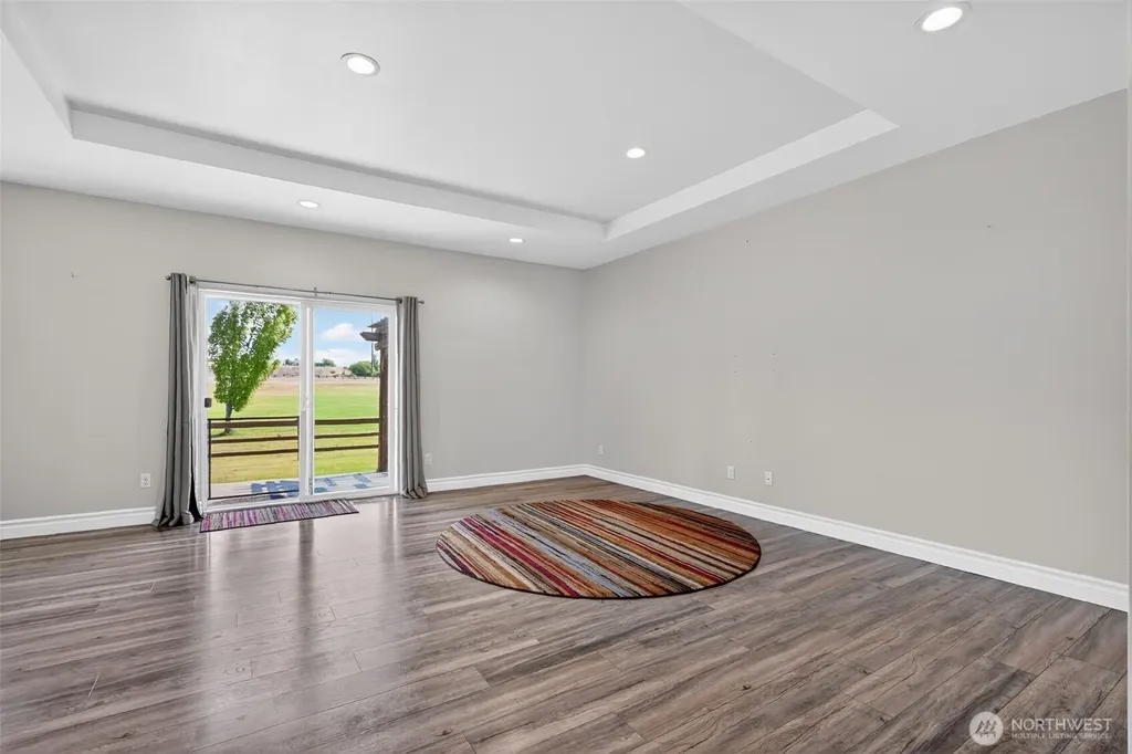 8019 Vialago Parkway Zillah WA 98953