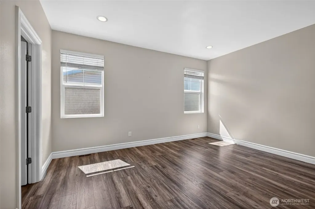 8019 Vialago Parkway Zillah WA 98953