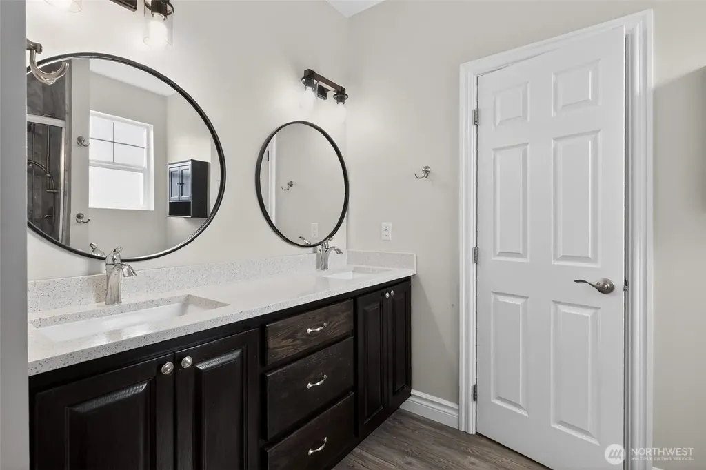 8019 Vialago Parkway Zillah WA 98953