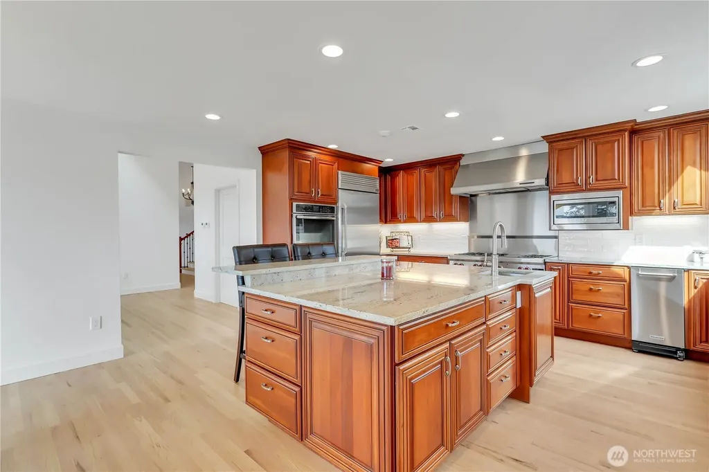 535 208th Avenue NE Sammamish WA 98075