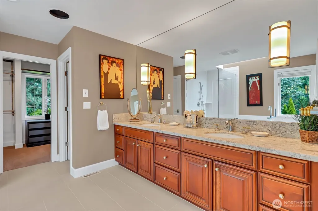 535 208th Avenue NE Sammamish WA 98075