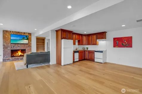535 208th Avenue NE Sammamish WA 98075