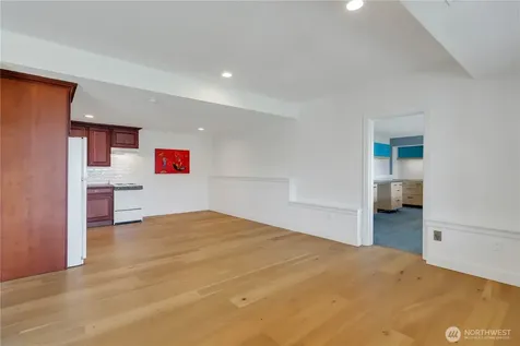 535 208th Avenue NE Sammamish WA 98075