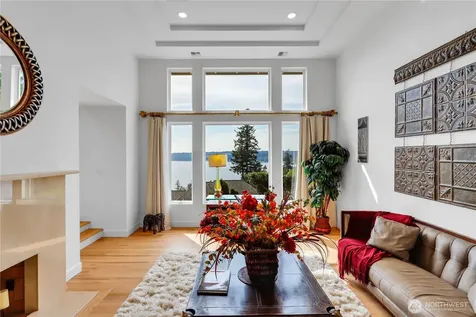 535 208th Avenue NE Sammamish WA 98075