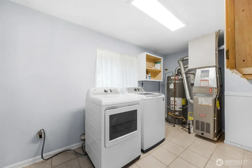 17806 83rd Place NE Kenmore WA 98028