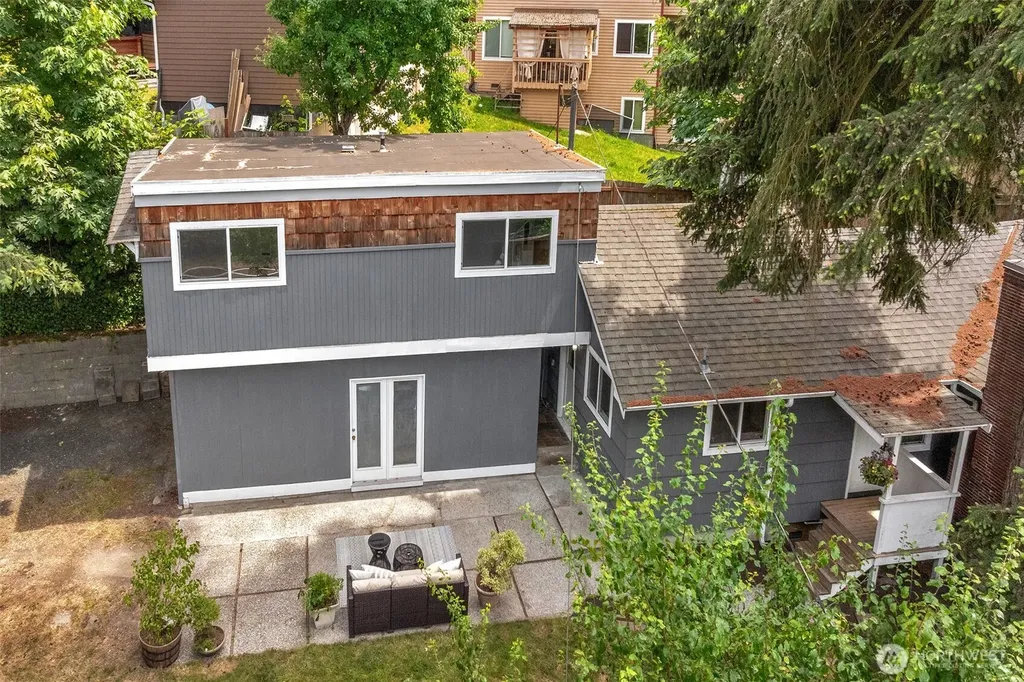 17806 83rd Place NE Kenmore WA 98028