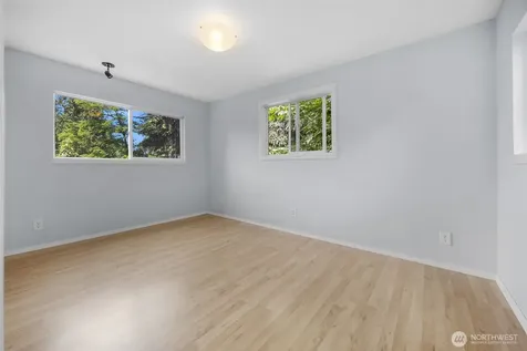 17806 83rd Place NE Kenmore WA 98028