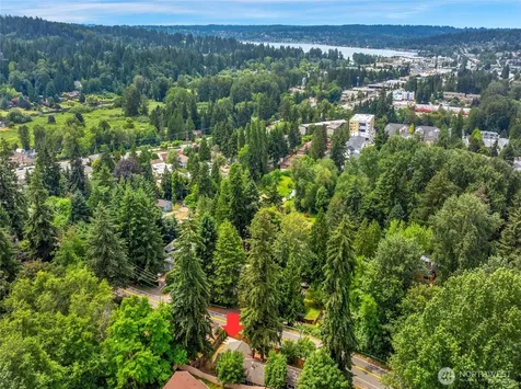 17806 83rd Place NE Kenmore WA 98028