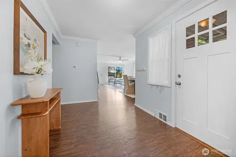 17806 83rd Place NE Kenmore WA 98028