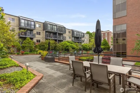 275 W Roy Street Seattle WA 98119