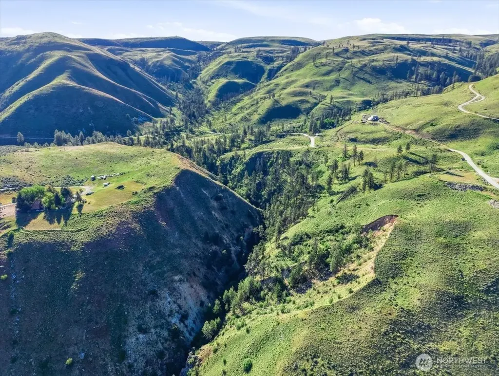 25 Chelan Hills Acres Road Orondo WA 98843