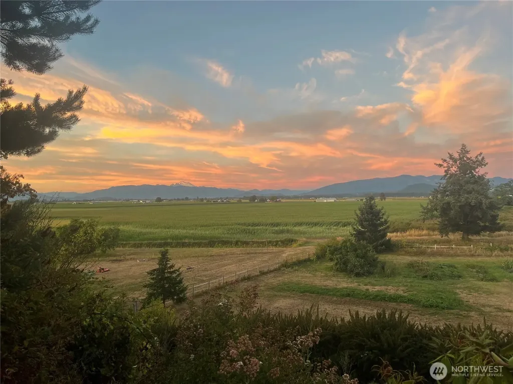 18225 Best Road Mount Vernon WA 98273