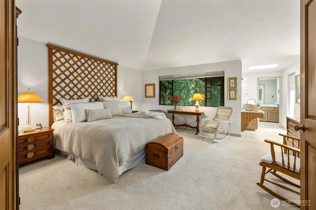 22329 NE 28th Street Sammamish WA 98074