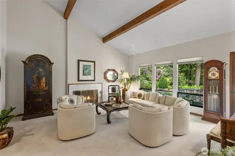 22329 NE 28th Street Sammamish WA 98074