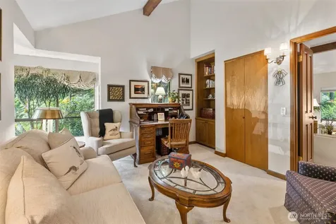 22329 NE 28th Street Sammamish WA 98074