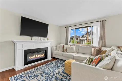 10908 18th Street SE Lake Stevens WA 98258