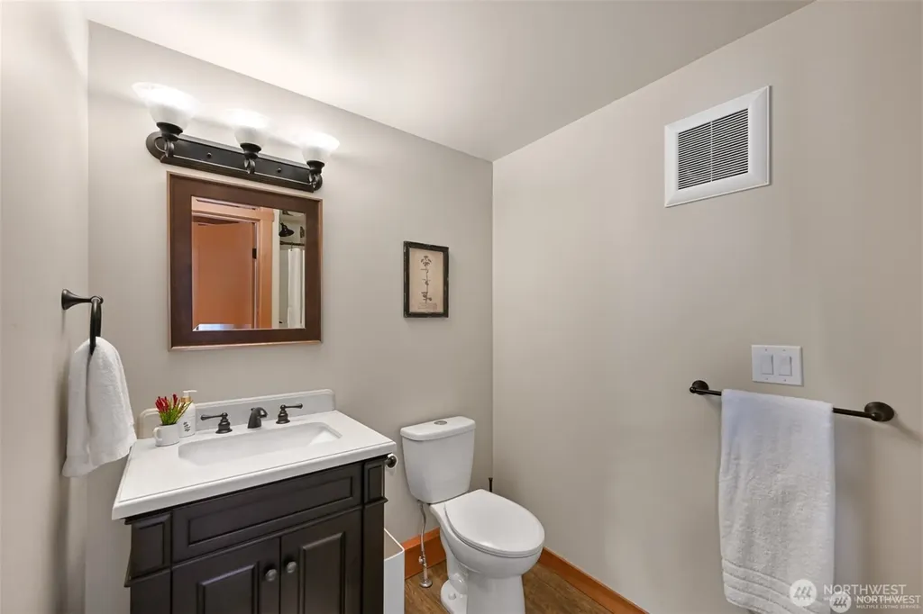 809 12th Street Bellingham WA 98225