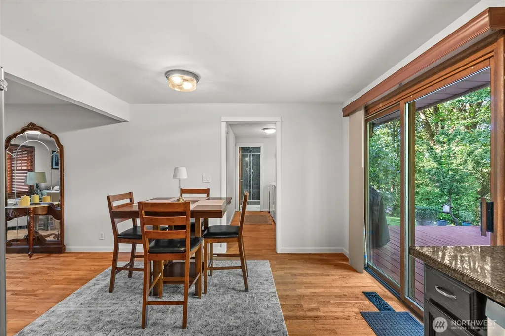 4918 119th Avenue SE Bellevue WA 98006