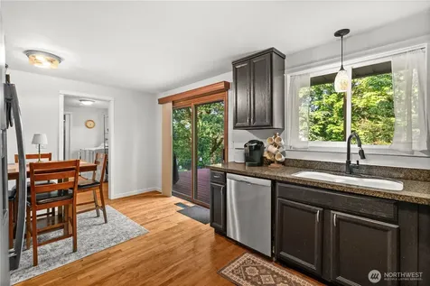 4918 119th Avenue SE Bellevue WA 98006