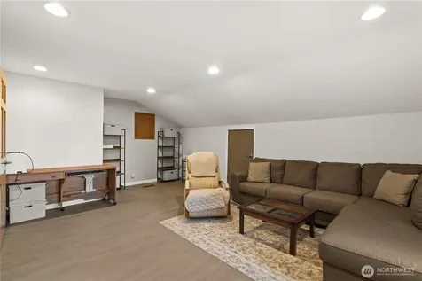 4918 119th Avenue SE Bellevue WA 98006