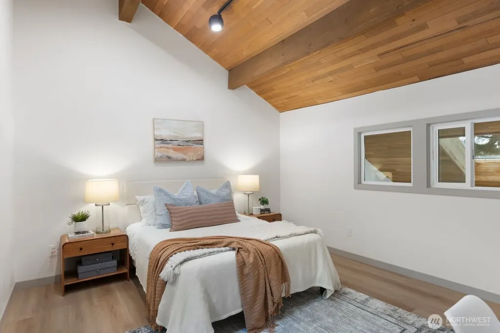 11730 Clearview Drive Edmonds WA 98026