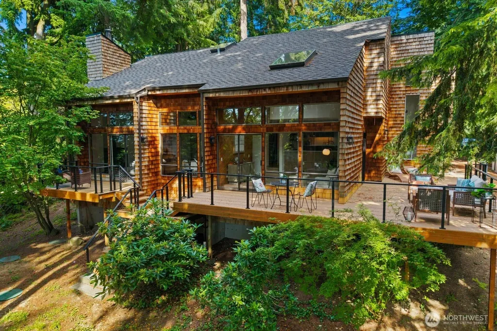 11730 Clearview Drive Edmonds WA 98026