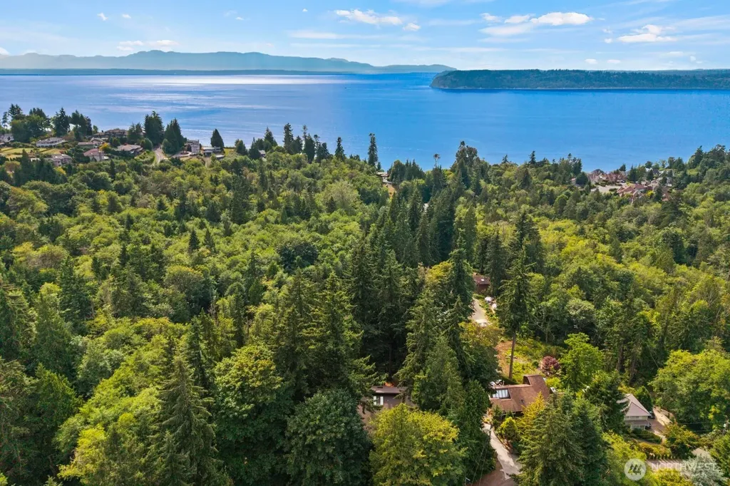 11730 Clearview Drive Edmonds WA 98026