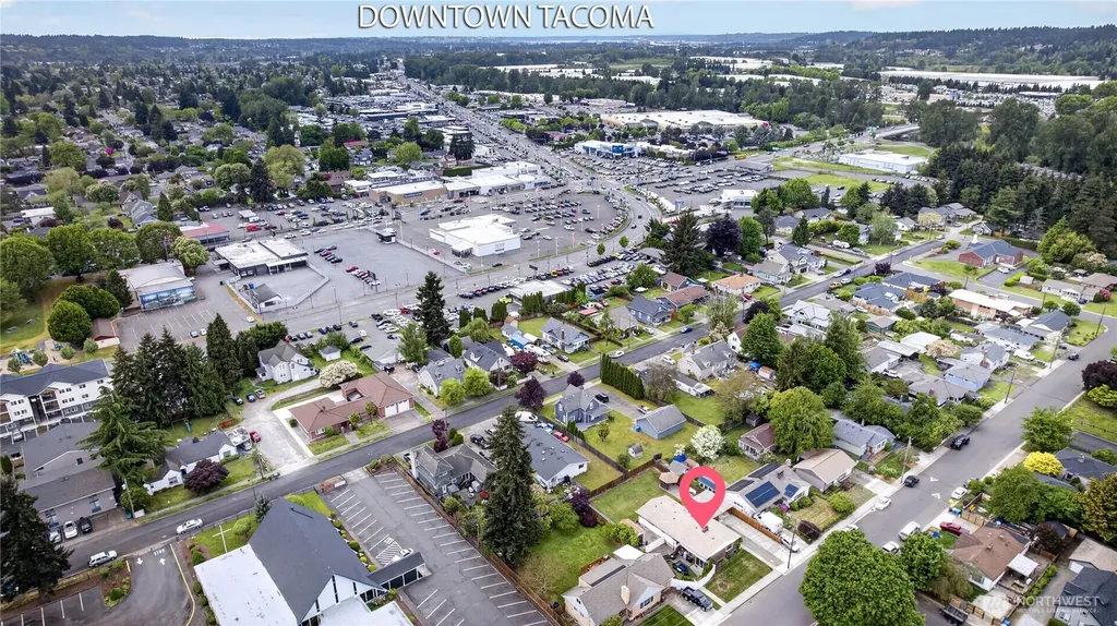 610 4th Street NE Puyallup WA 98372