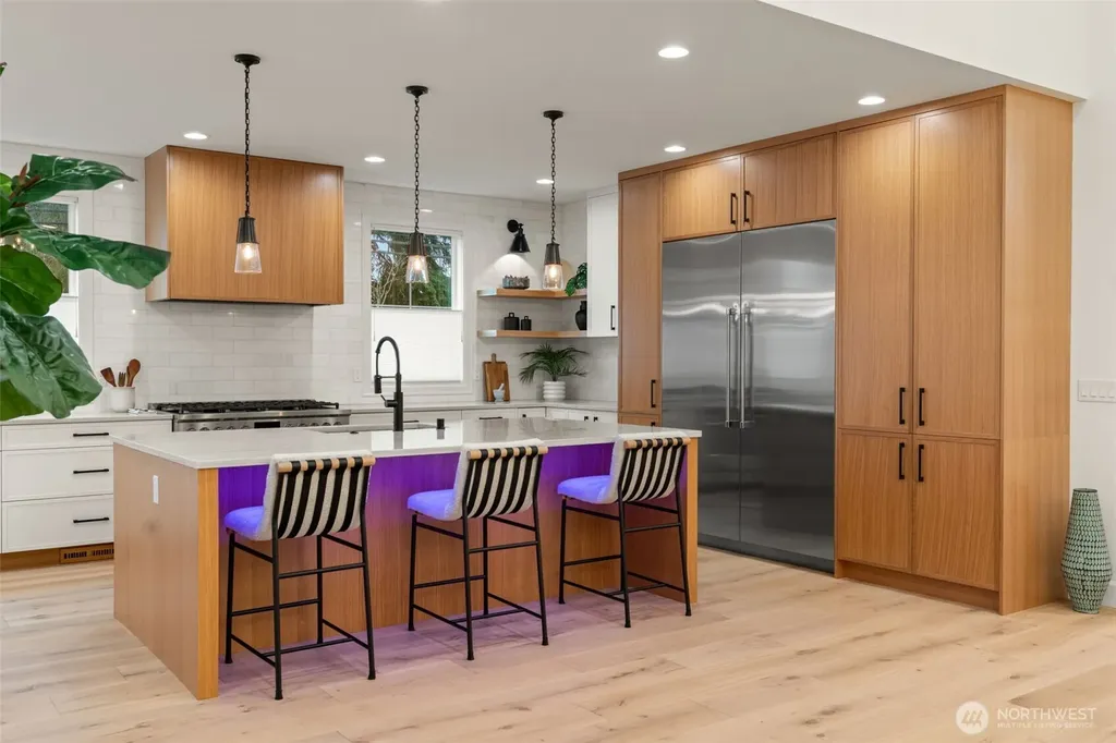 11204 108th Ave NE Kirkland WA 98033