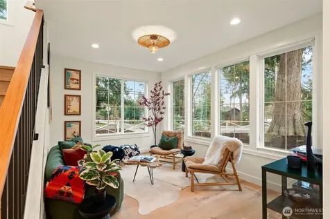 11204 108th Ave NE Kirkland WA 98033