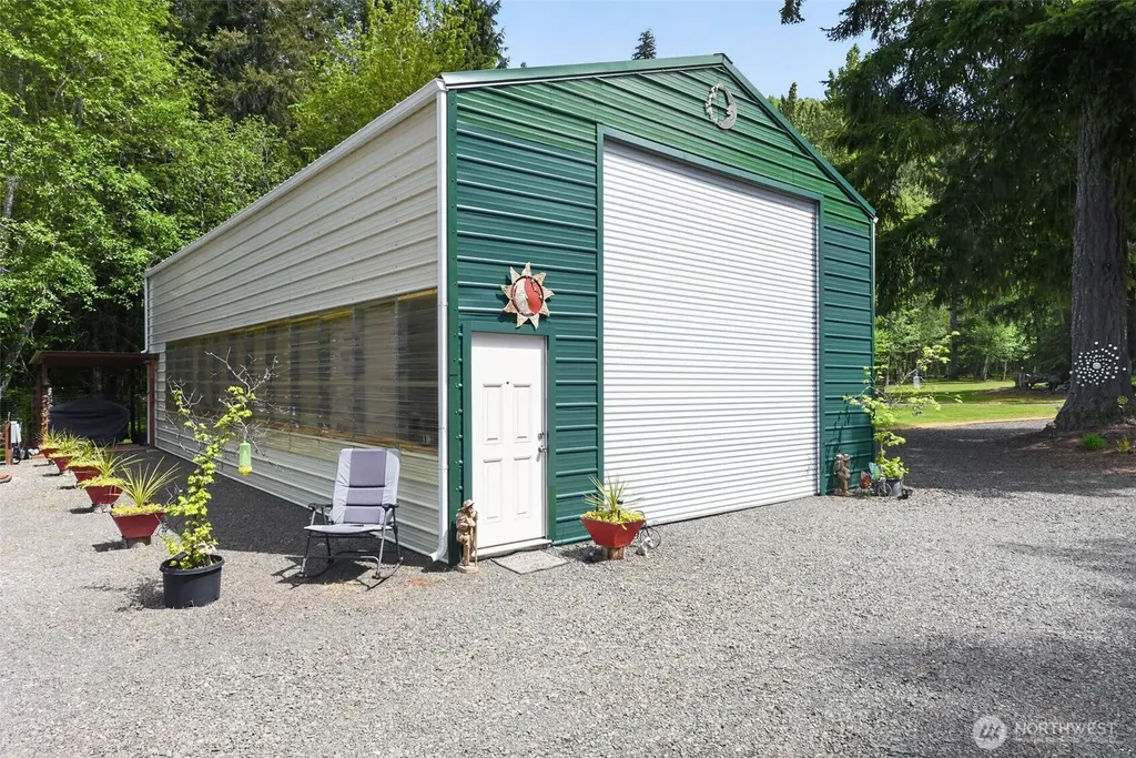 9061 Us Highway 12 Randle WA 98377