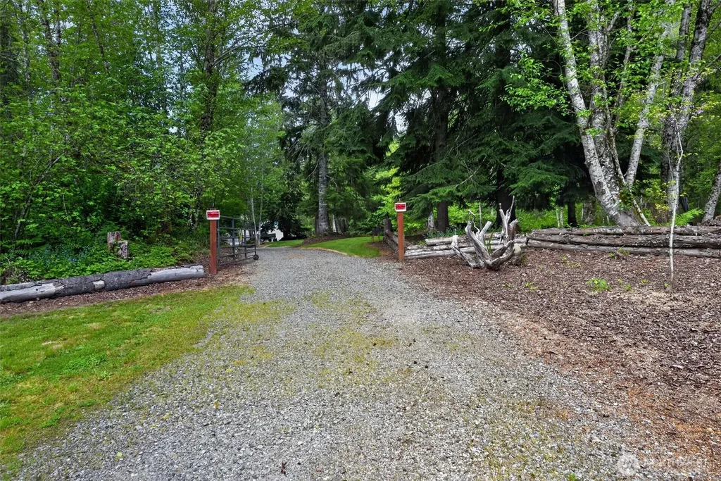 9061 Us Highway 12 Randle WA 98377