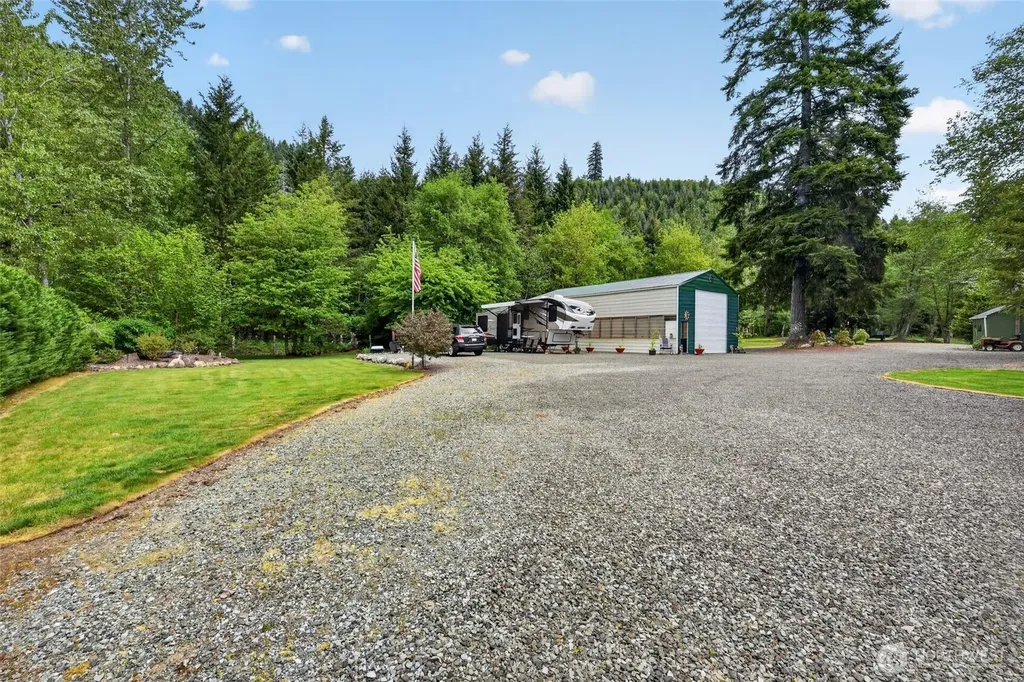 9061 Us Highway 12 Randle WA 98377