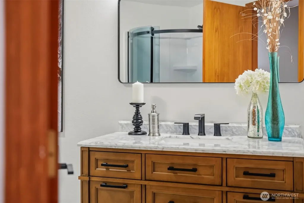 11318 Vipond Drive NW Gig Harbor WA 98329