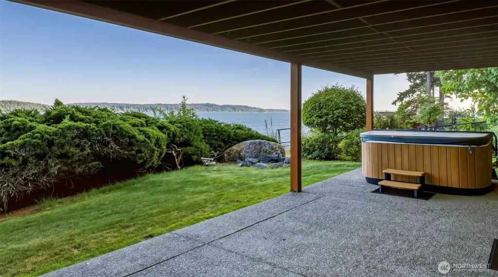 11318 Vipond Drive NW Gig Harbor WA 98329