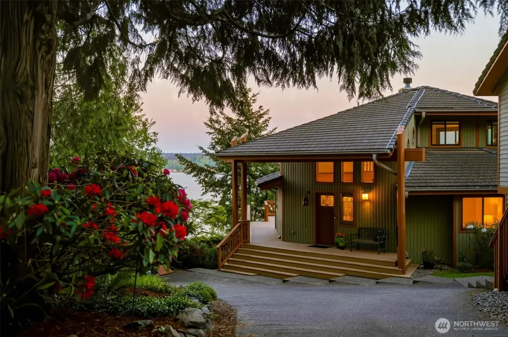 11318 Vipond Drive NW Gig Harbor WA 98329
