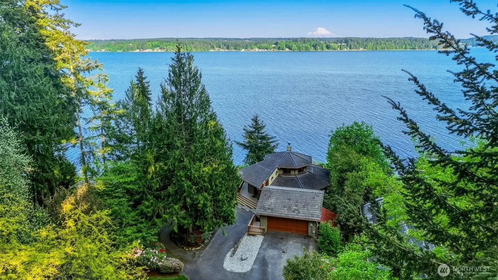 11318 Vipond Drive NW Gig Harbor WA 98329