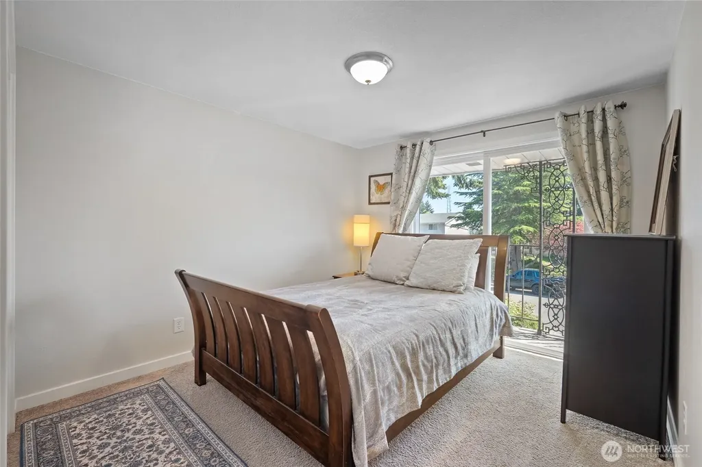 913 92nd Street SE Everett WA 98208