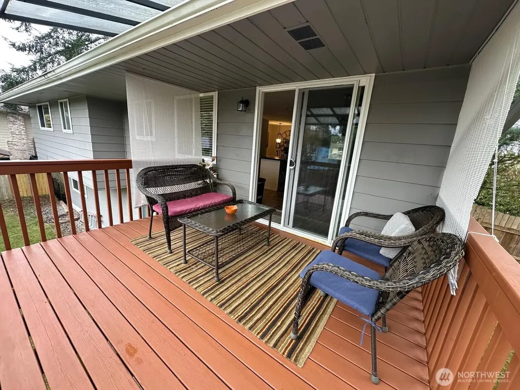 913 92nd Street SE Everett WA 98208