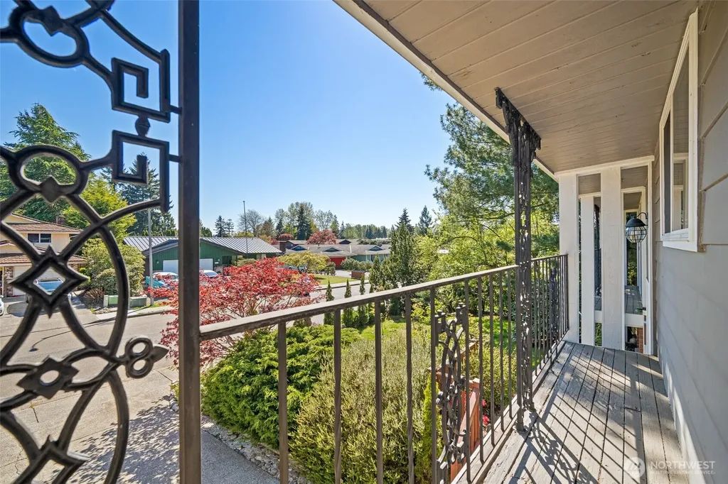 913 92nd Street SE Everett WA 98208