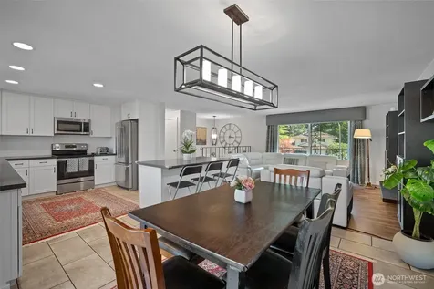 913 92nd Street SE Everett WA 98208