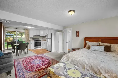 913 92nd Street SE Everett WA 98208