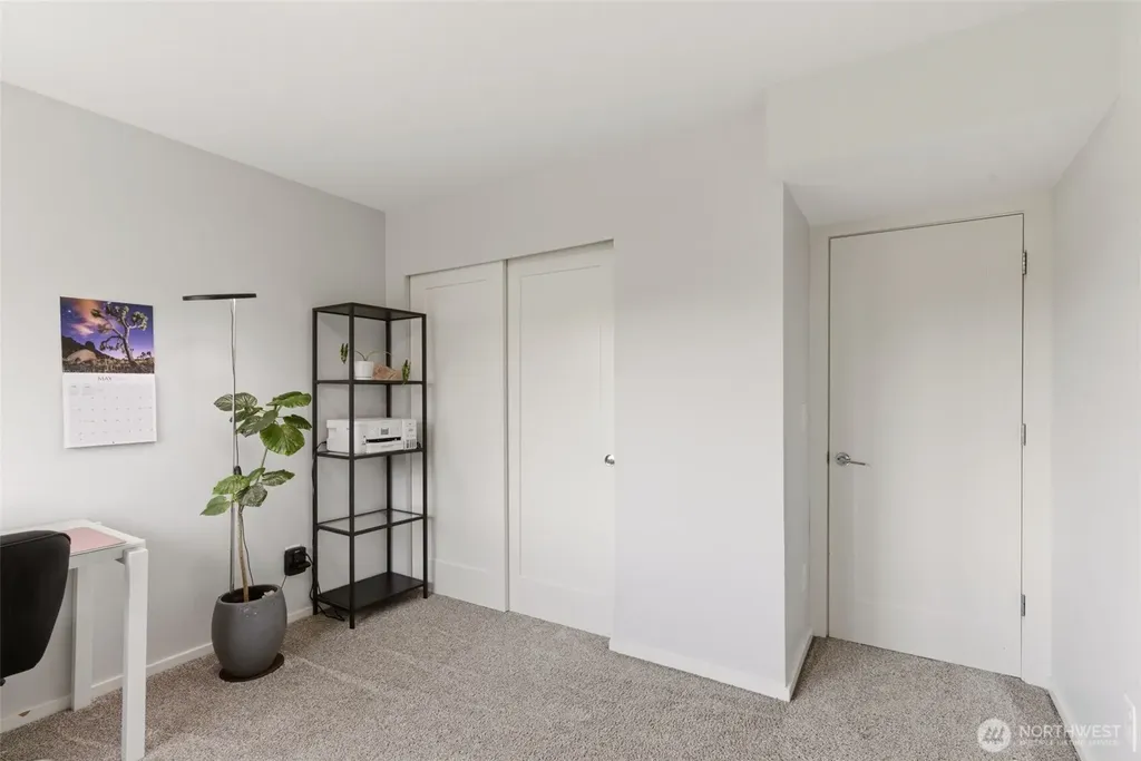 16031 SE 252nd Place Covington WA 98042