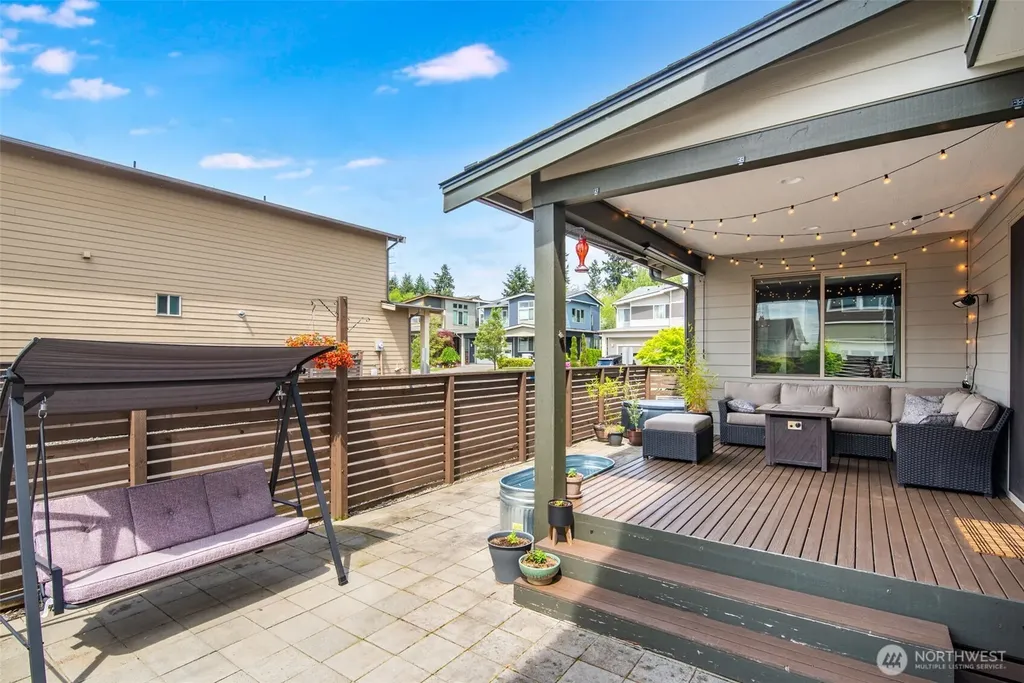 16031 SE 252nd Place Covington WA 98042