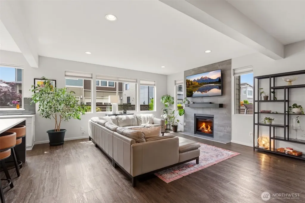 16031 SE 252nd Place Covington WA 98042