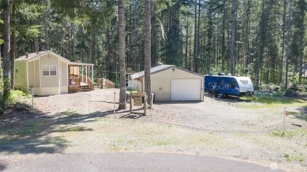 51 N Tebo Place Hoodsport WA 98548