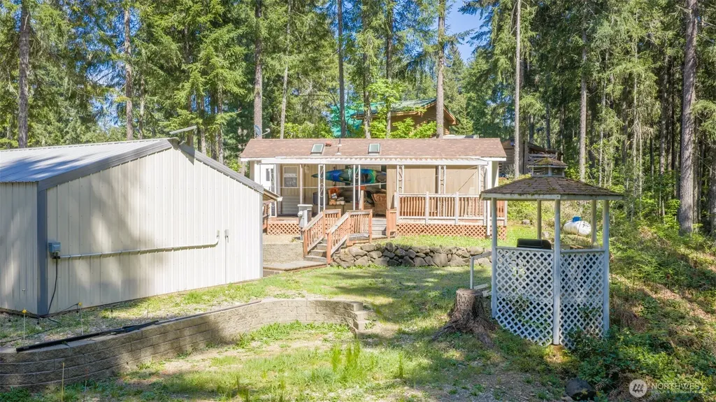 51 N Tebo Place Hoodsport WA 98548