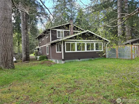130 NE Evergreen Drive Tahuya WA 98588